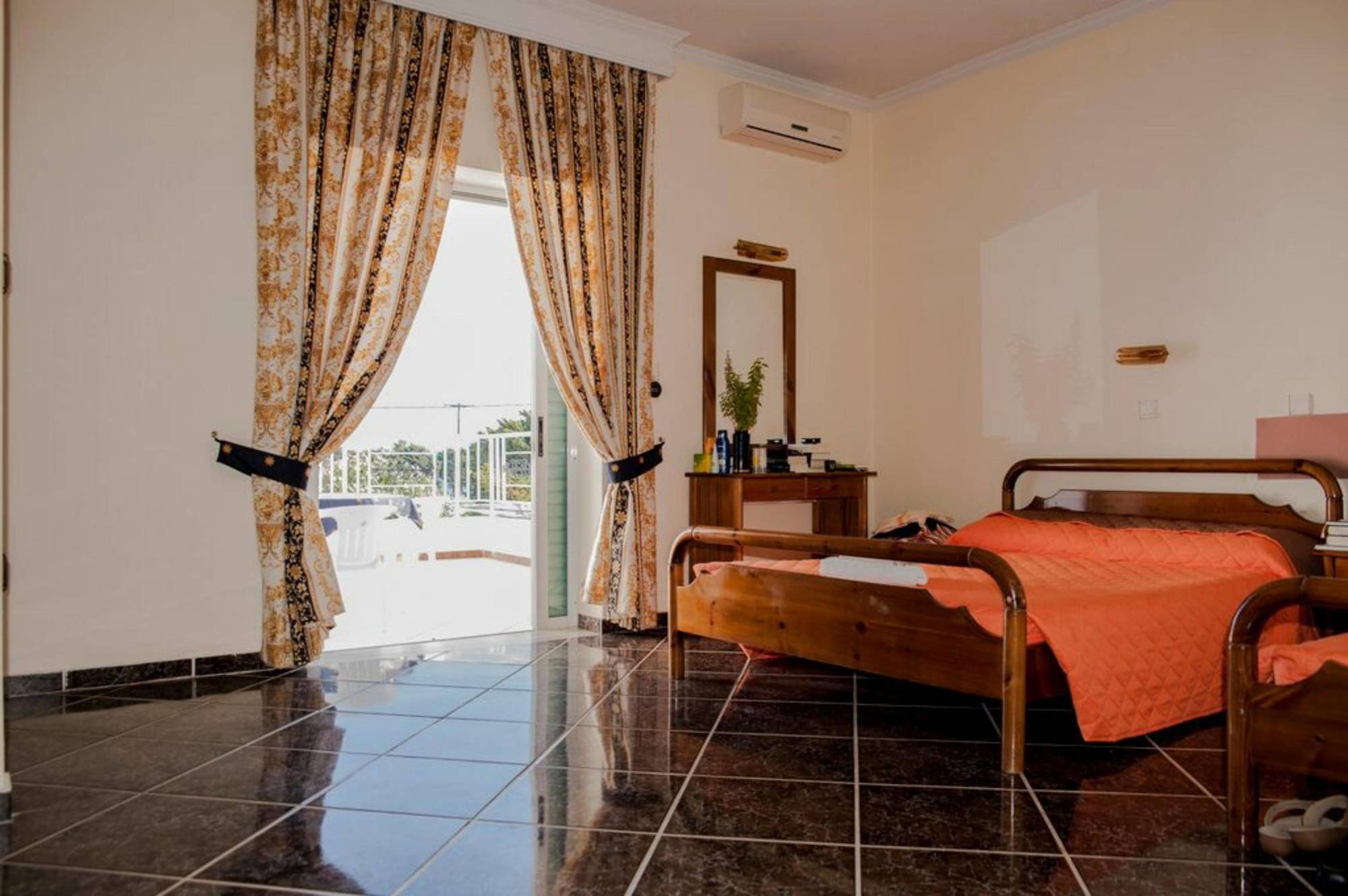 Eleni Hotel Kefalos  Exterior photo